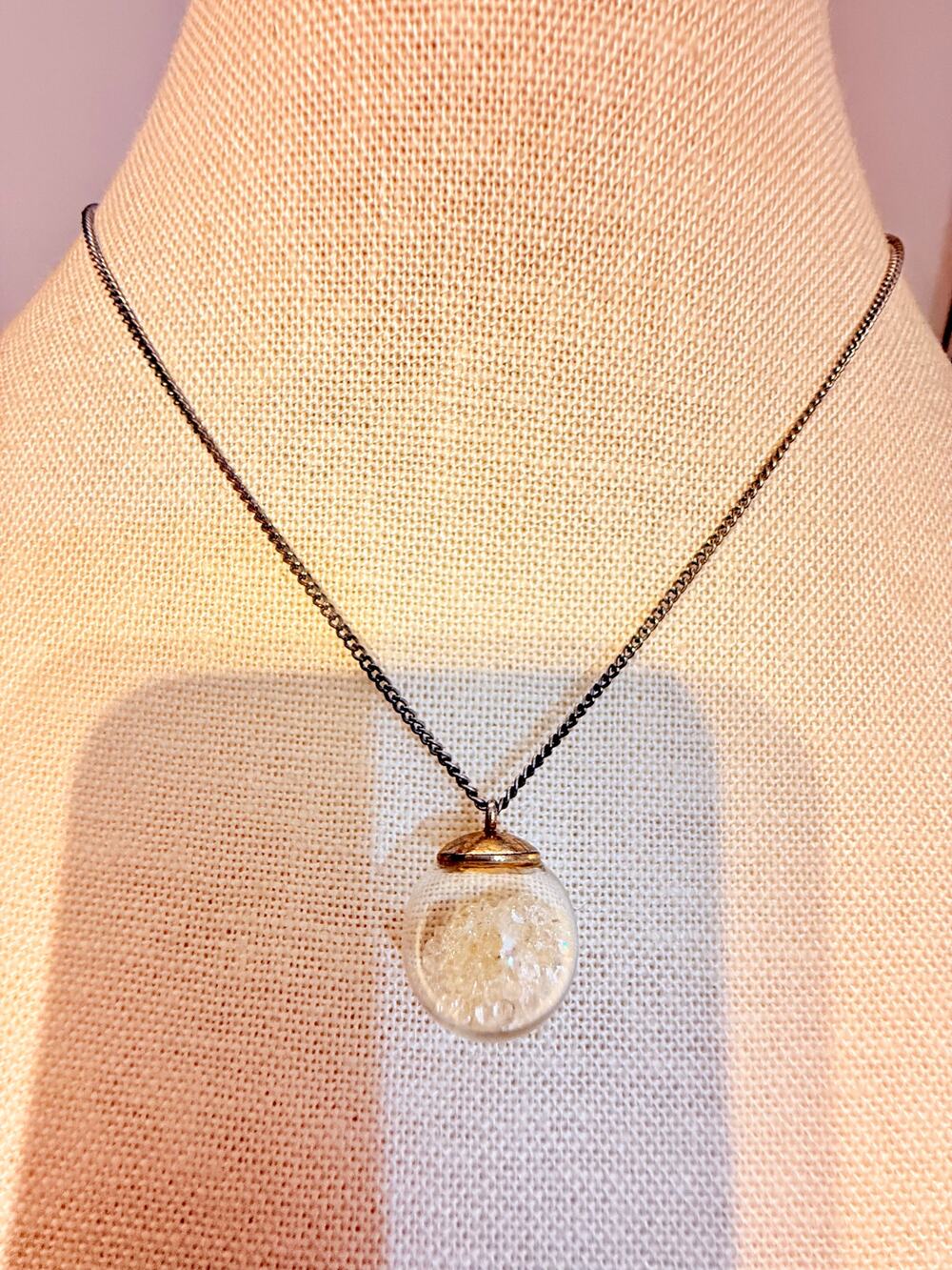 Vintage Glass Bubble Pendant Necklace 16+3”